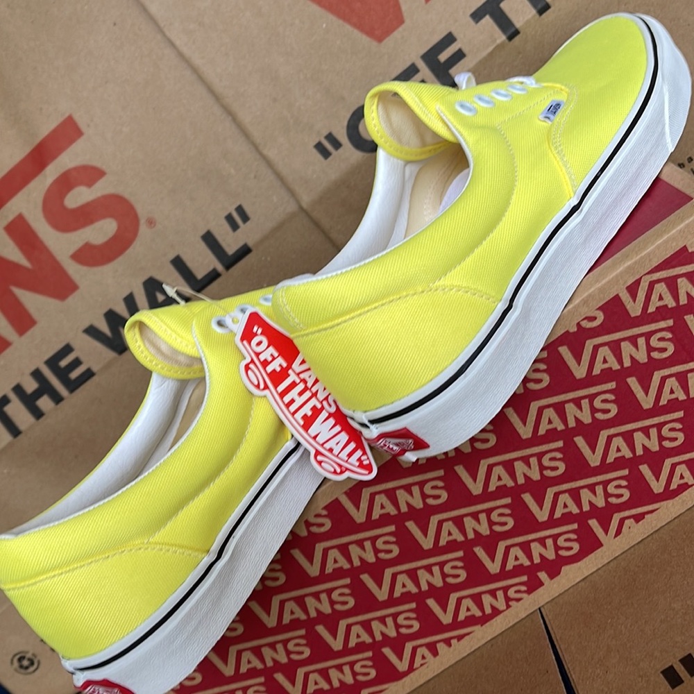 Vans Era Neon Lemon Tonic/True White sneakers WMNS - Picture 15 of 16